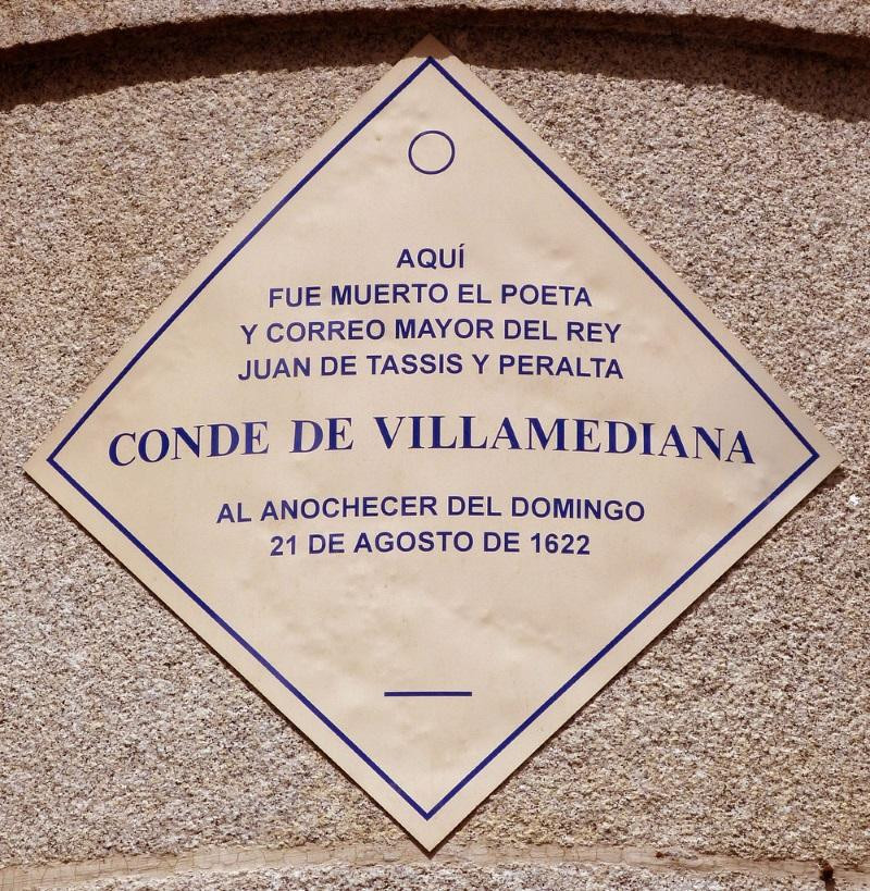 Placa conmemorativa del lugar donde fue asesinado el conde de villamediana